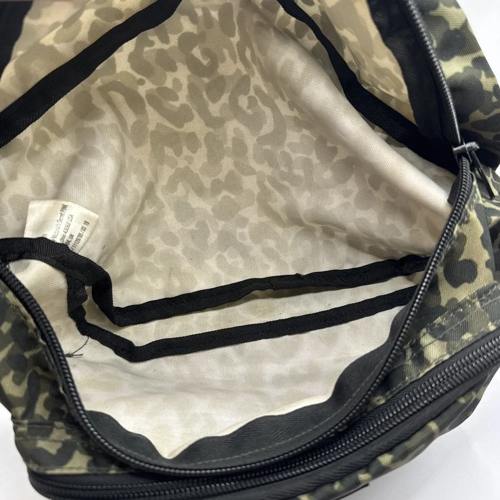 Pink Victoria's Secret Waist Pack Bag Green Camouflage 2‎ Pocket Adjustable Belt